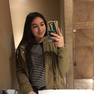 Meet your Posher, Helen